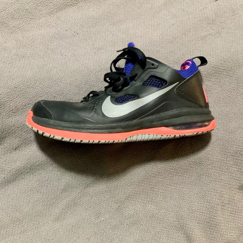 Nike Max Domination Shoes